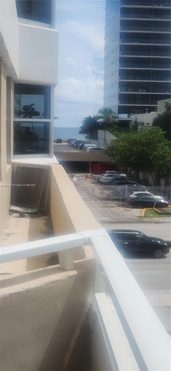 Building Photo - 1985 S Ocean Dr