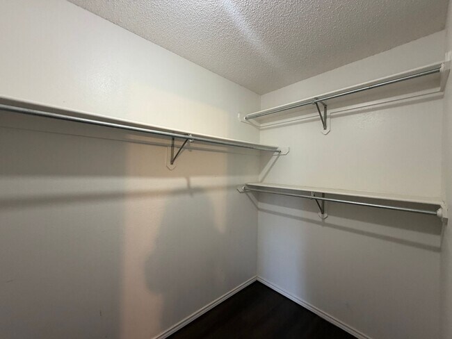 Building Photo - 6523 88th St