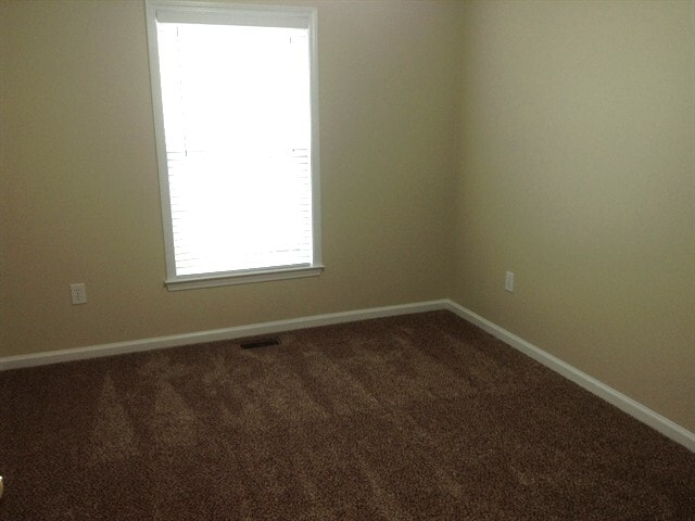 Building Photo - 976 Scottland Dr