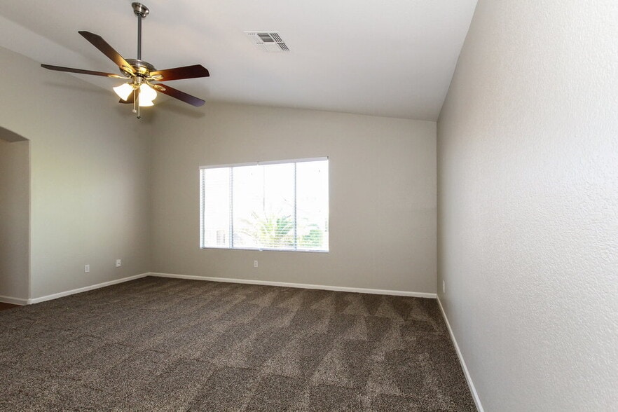 Building Photo - 8760 W Melinda Ln