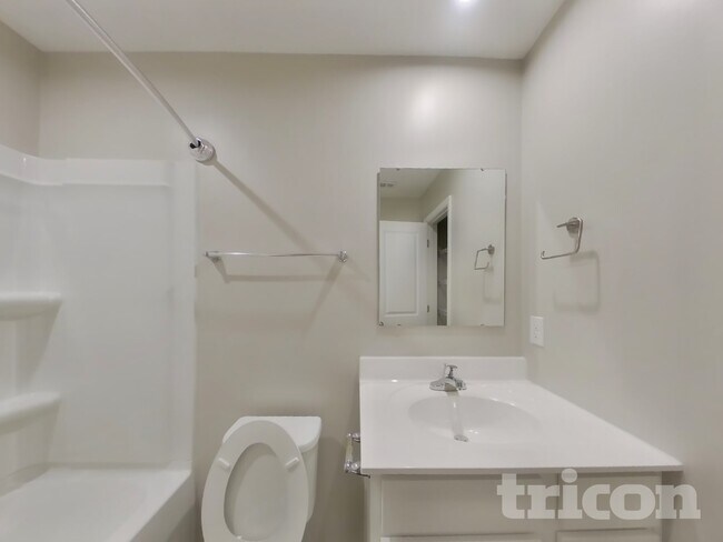 Building Photo - 1034 Cone Blvd