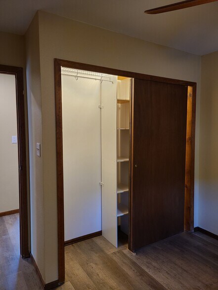 Building Photo - 120 Wisp Creek Dr