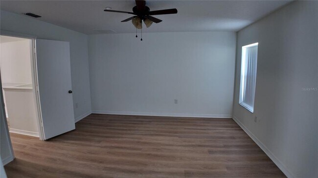 Building Photo - 212 Winter Nellis Cir