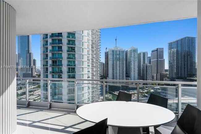 Building Photo - 90 SW 3rd St