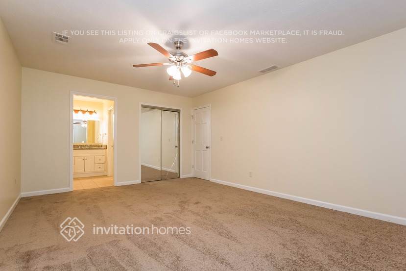 Building Photo - 945 Daisy Ct NW