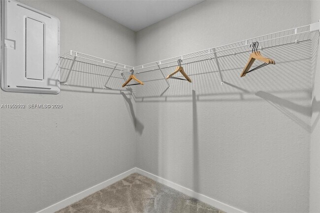 Building Photo - 436 10th Ct