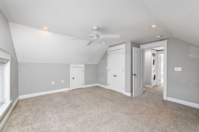 Building Photo - 34th Street Duplex