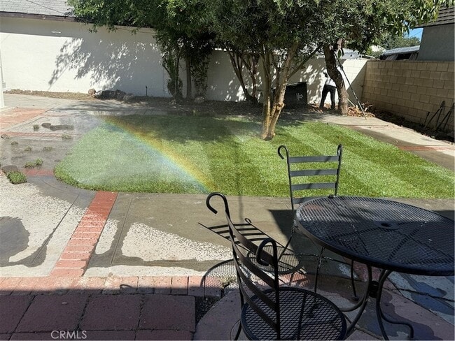 Building Photo - 1407 S Ross St