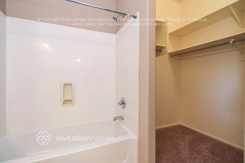 Building Photo - 423 W Corriente Ct