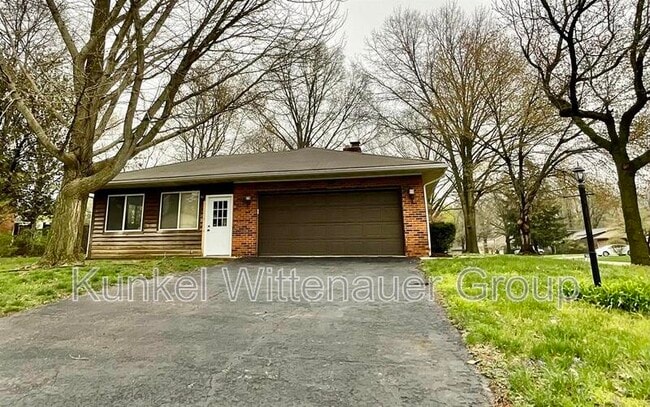 Building Photo - 101 Fox Creek Rd