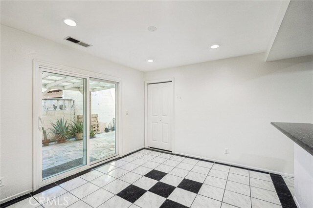 Building Photo - 735 Arcadia Ave