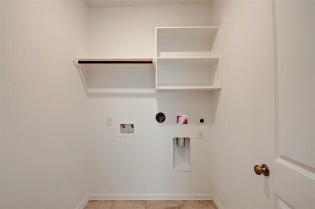 Building Photo - 2323 Green Kale Dr