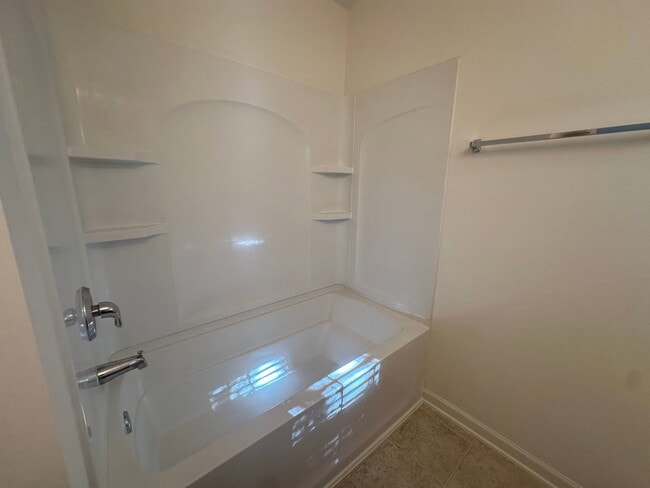 Building Photo - 2544 Halle Ann Cir