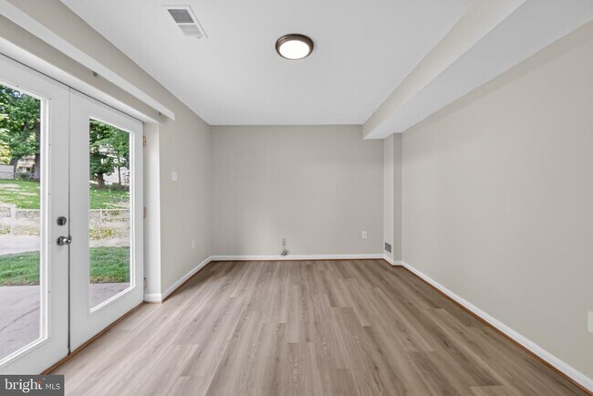 Building Photo - 4898 Wheatstone Dr