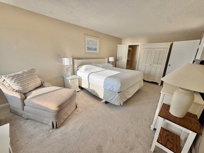 Building Photo - 215 Atlantic Ave