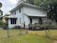 Building Photo - 314 6th St