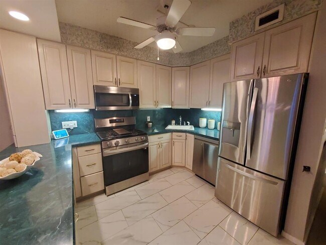 Building Photo - 7000 JFK Blvd E