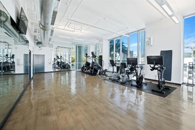 Building Photo - 888 Biscayne Blvd