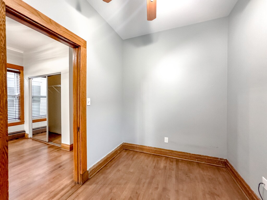 Building Photo - 3418 W McLean Ave