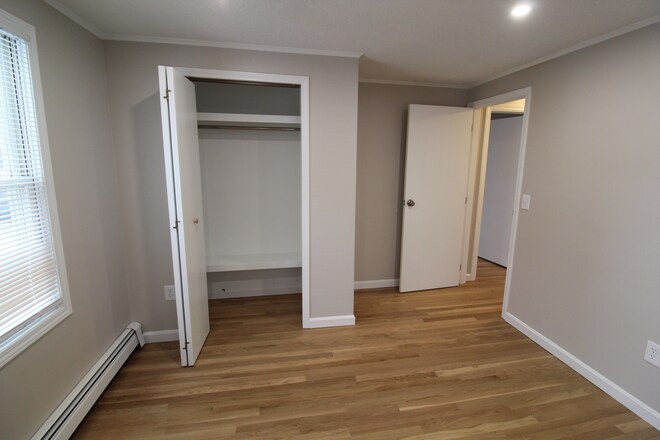 Building Photo - 63 Newton St