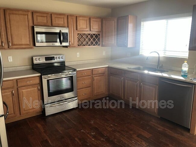Building Photo - 815 Diamond Rim Dr