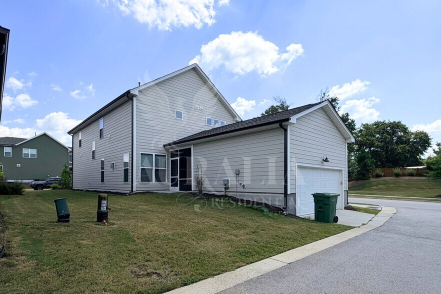 Building Photo - 5701 Agrinio Way