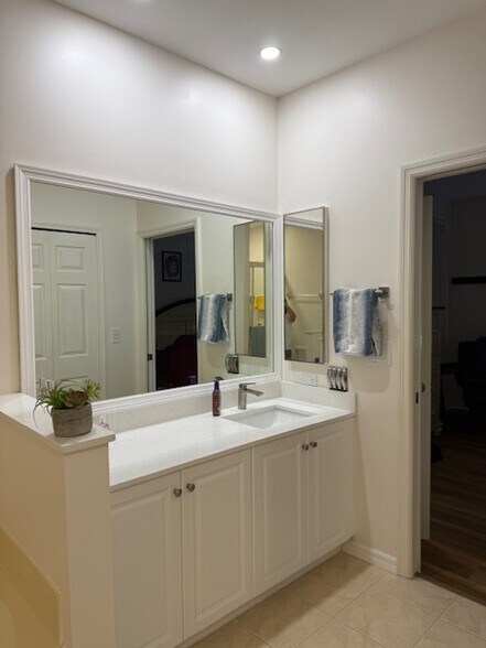 Building Photo - 4291 Avian Ave