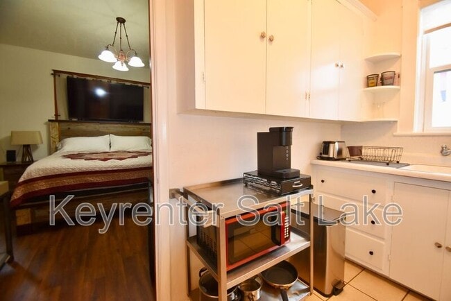 Building Photo - 1312 Washington Blvd