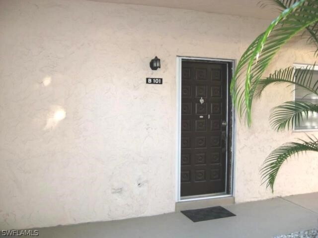 Building Photo - 3903 Del Prado Blvd S