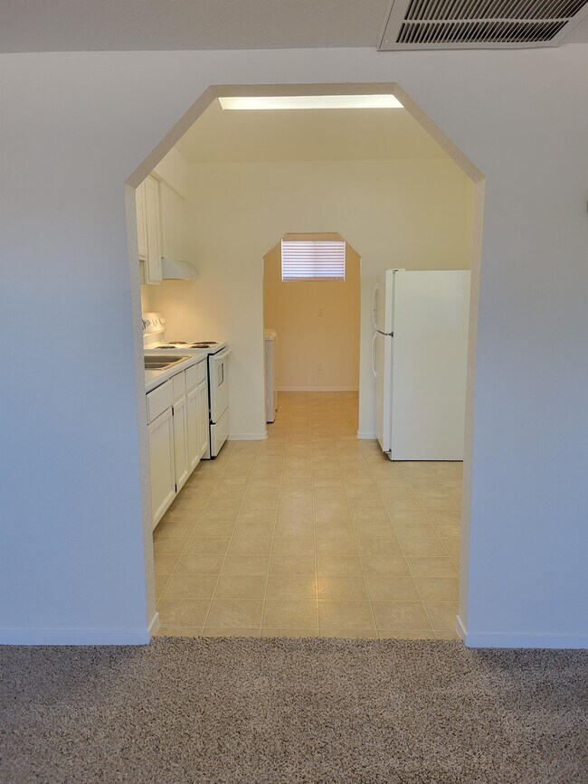 Building Photo - 62 E Atlantic Ave