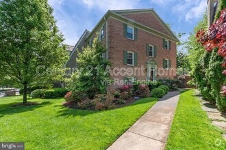 Building Photo - 4720 24th St N