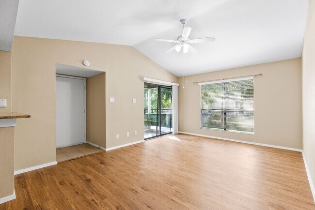 Building Photo - 14777 Wunderlich Dr