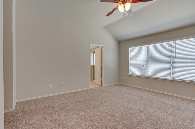 Building Photo - 12524 Panorama Dr