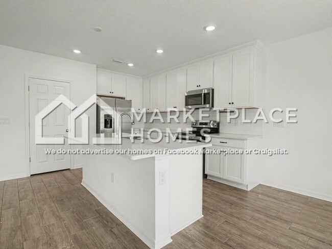 Building Photo - 5216 Senza Trl