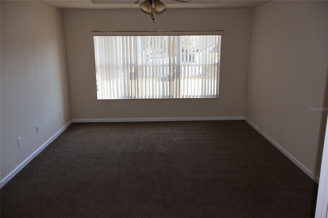 Building Photo - 4013 SW 51st Ct