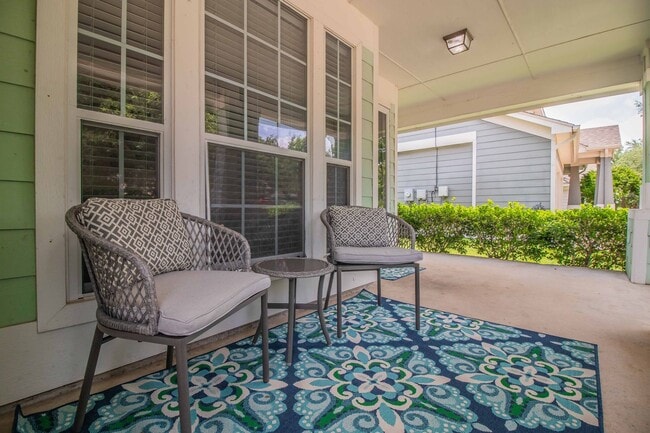 Building Photo - The Best in Texas: 3Bed/2Bath w/Spacious Ensuite
