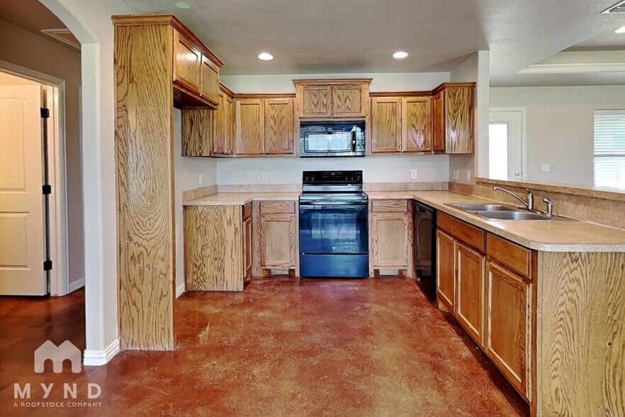 Building Photo - 100 Jolin Ln