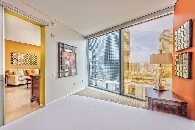 Building Photo - 3726 S Las Vegas Blvd