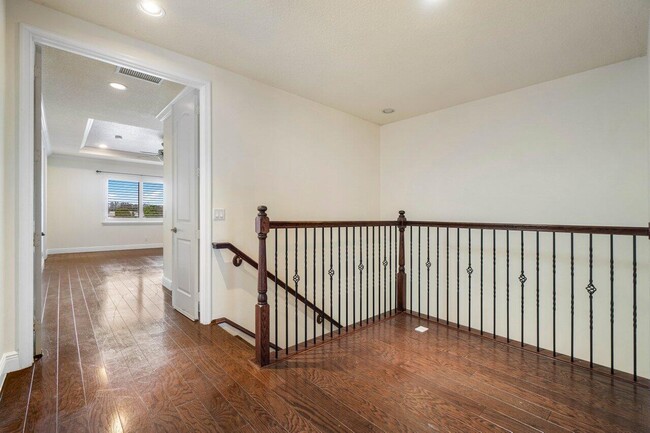 Building Photo - 8429 Cocoplum Sound Ln