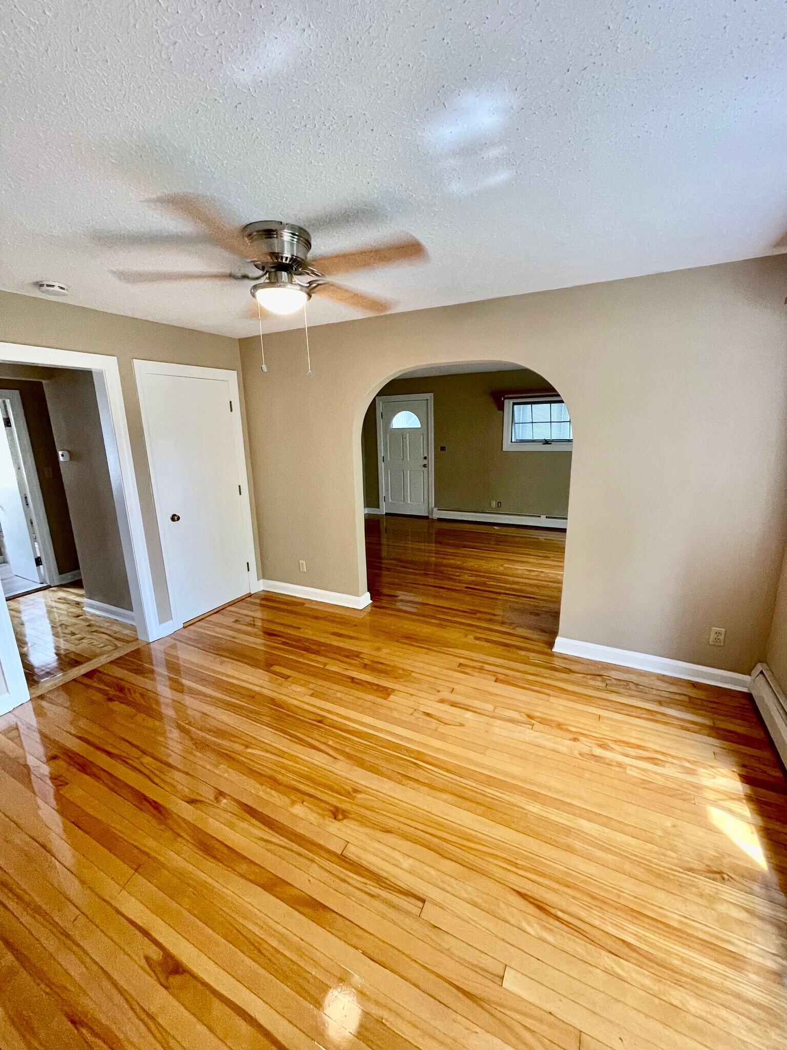 Building Photo - 6 Madeline St