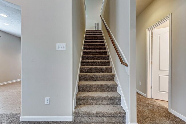 Building Photo - 22402 Lavaca Ranch Ln