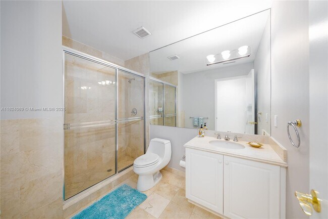 Building Photo - 9559 Collins Ave