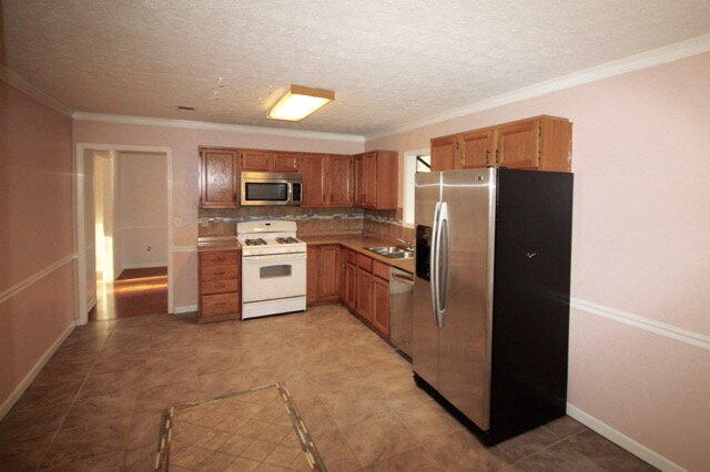 Building Photo - 4991 Sugar Creek Dr