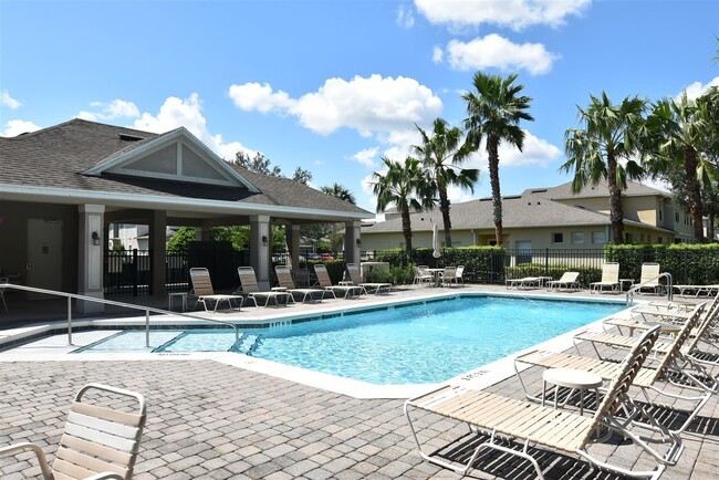 Building Photo - Winter Springs 3br 2.5ba townhouse in GATE...