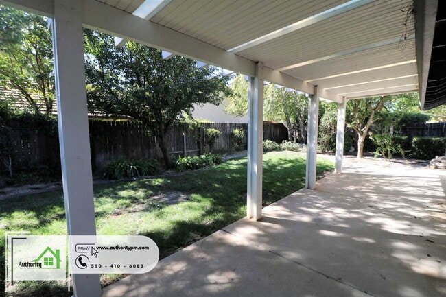 Building Photo - 2169 Sophy Pl