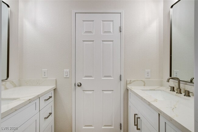 Building Photo - 10807 Cather Ave