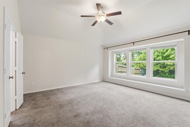 Building Photo - 28106 Aspen Horizon Dr