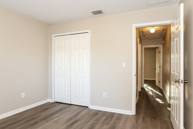 Building Photo - 3754 August Crossing Ct