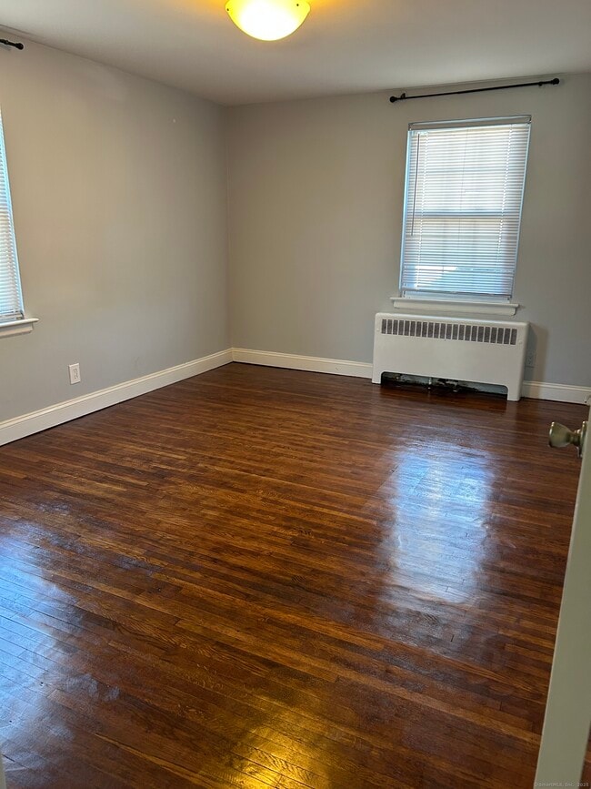 Building Photo - 45 Standish Rd