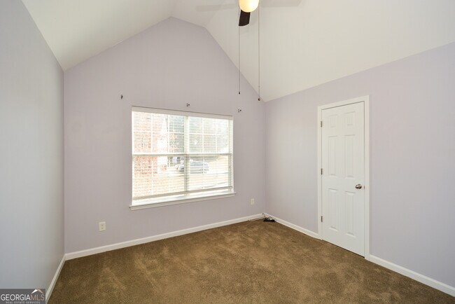 Building Photo - 137 Baywood Crossing